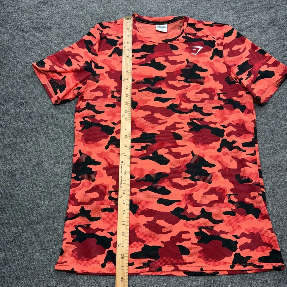 Gymshark Mens Red Orange Camo Performance Training T-Shirt Size L